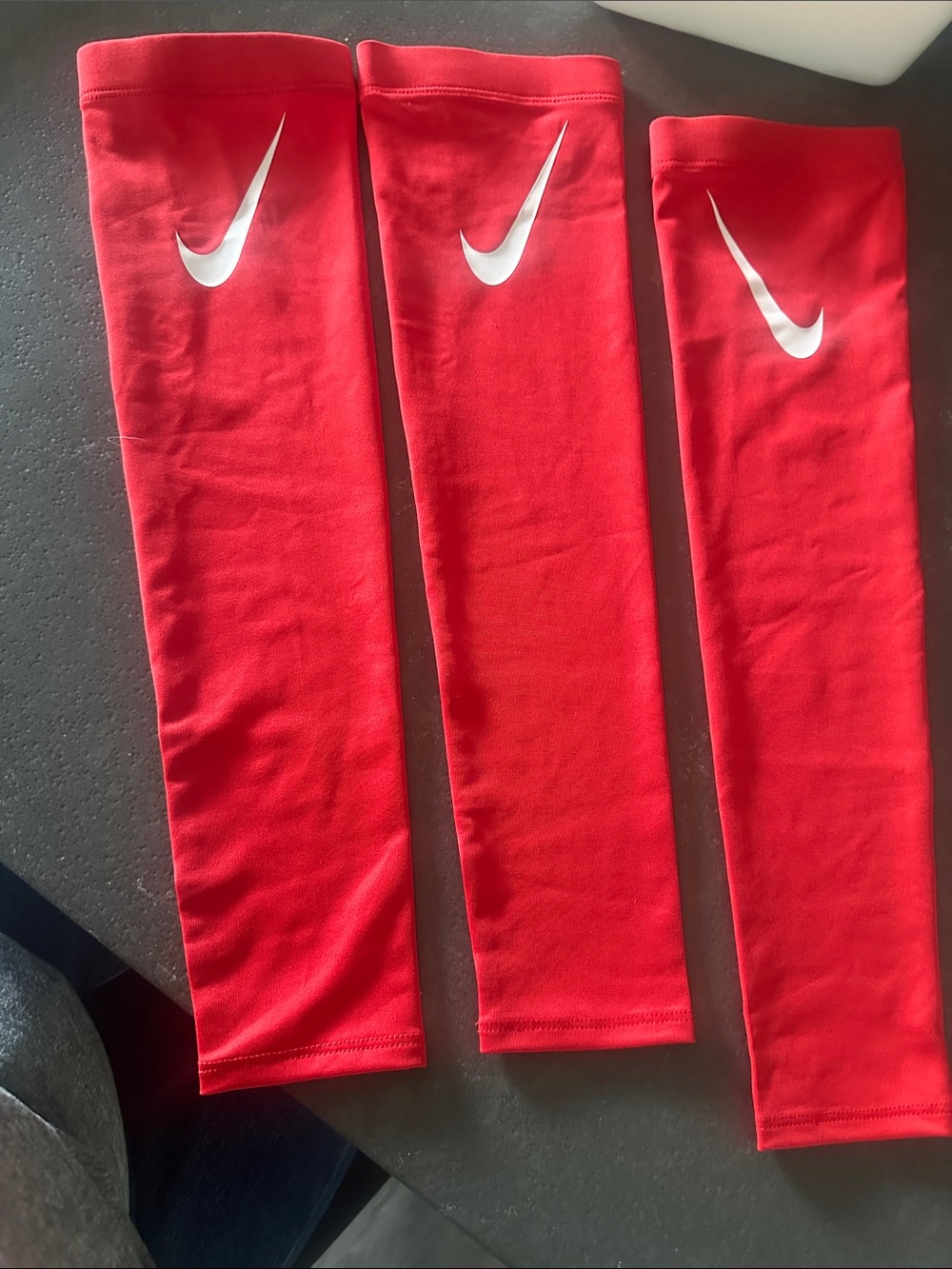 Nike Pro Dri-Fit Red Arm Sleeve - Football - S/M …3 qty.